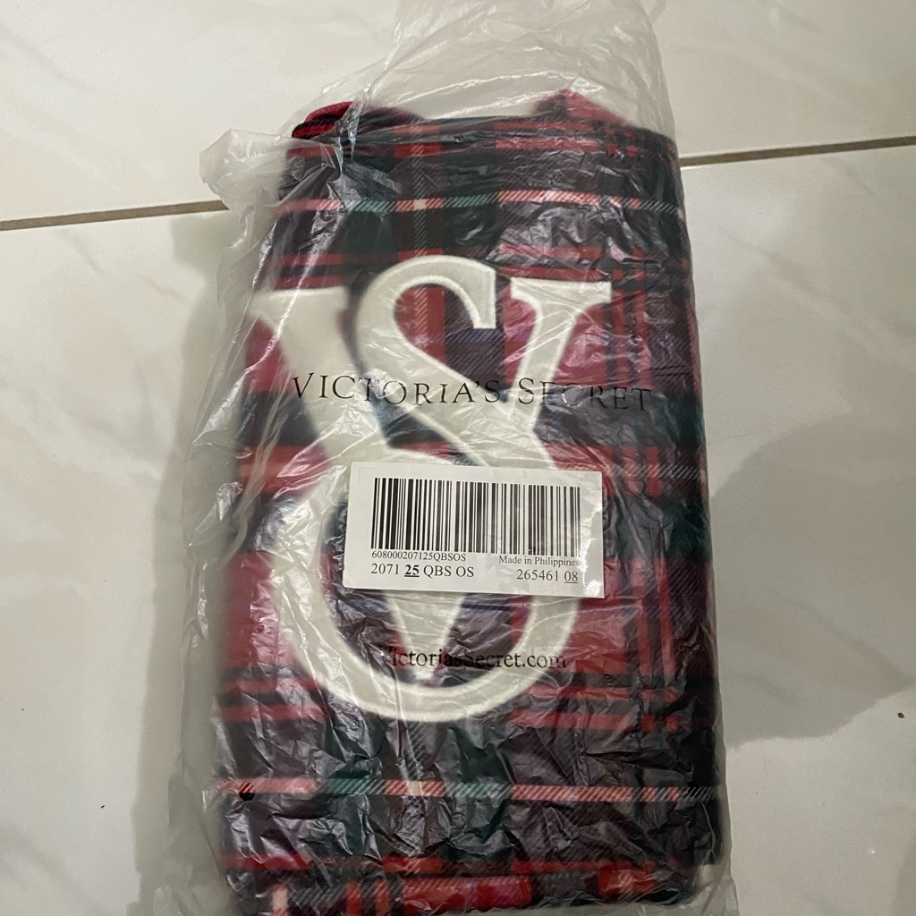 Brand New Vs Handbag